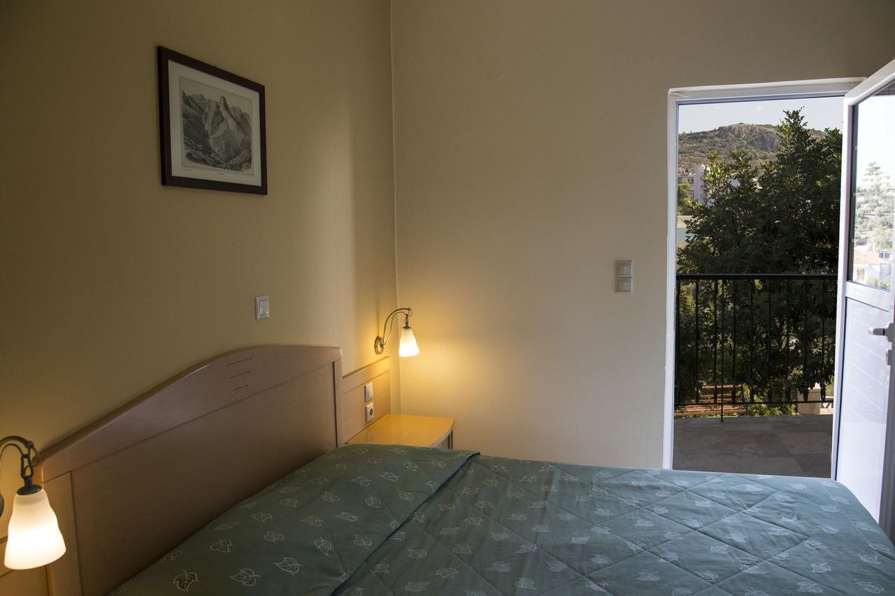 Alonia Studios & Maisonettes โตโล ภายนอก รูปภาพ